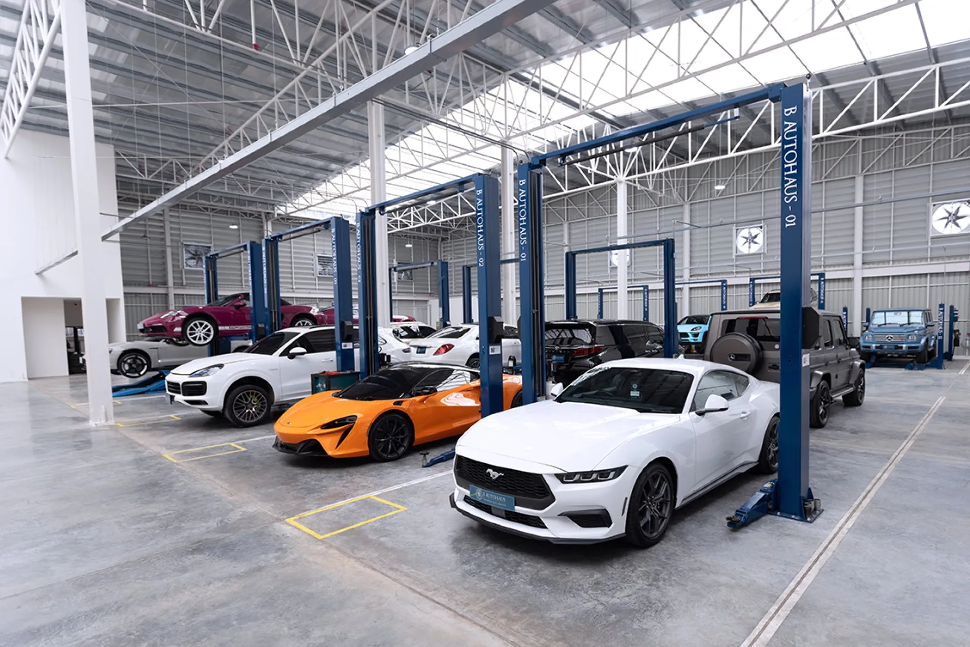 B Service Center · 4