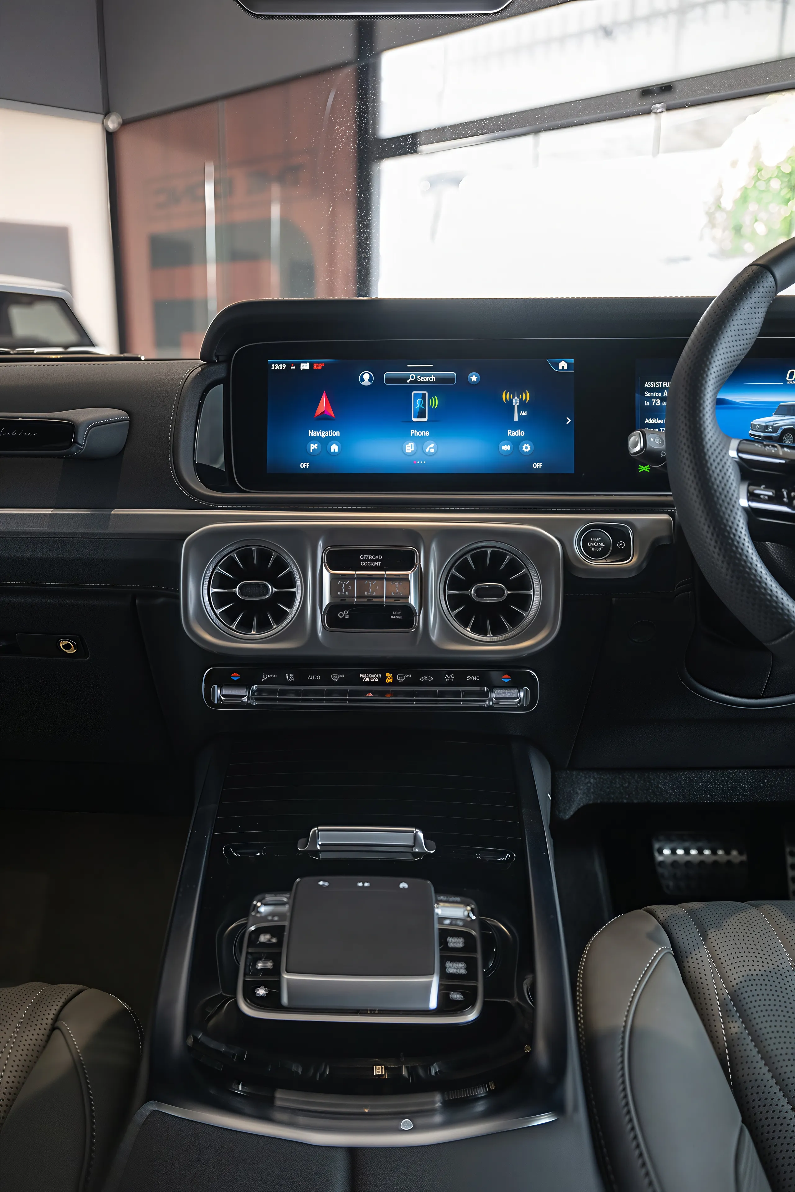 Mercedes-Benz G 450 d · 8