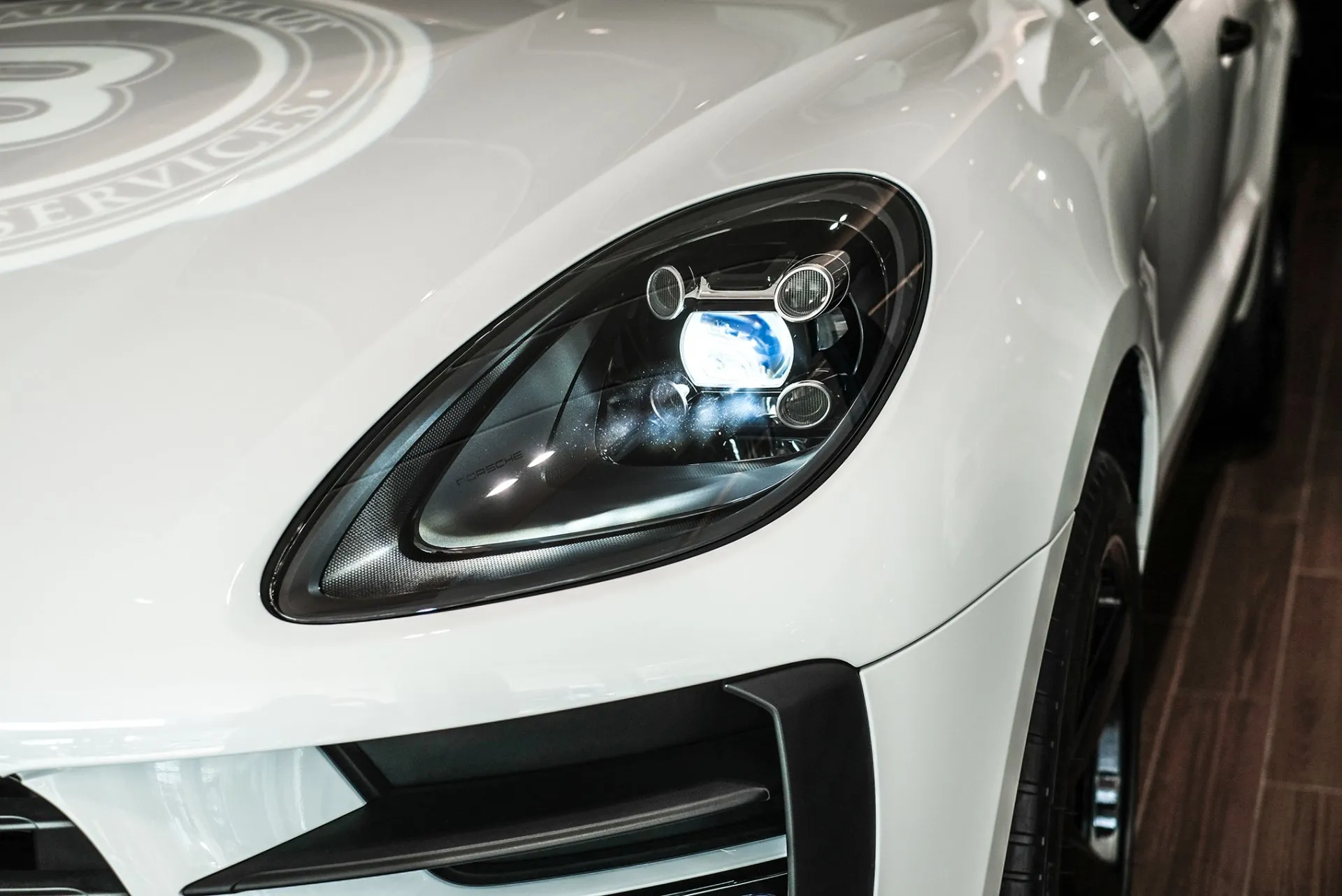 Macan · 10